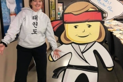 Master-Mom-cutout-1 Master-Mom-cutout-1